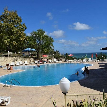 Ahilea Hotel - Free Pool Access Μπαλτσίκ Εξωτερικό φωτογραφία